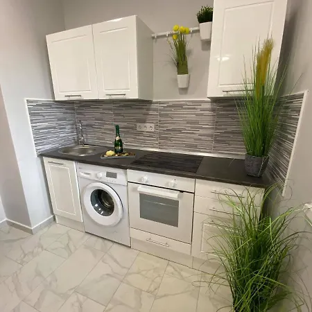 Daylight Center Apartament *